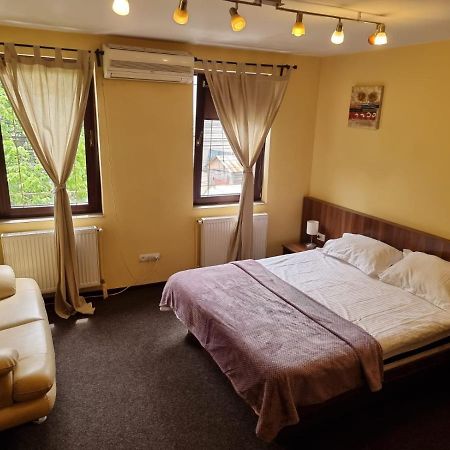 Casa Romana Lejlighed Ploieşti Eksteriør billede